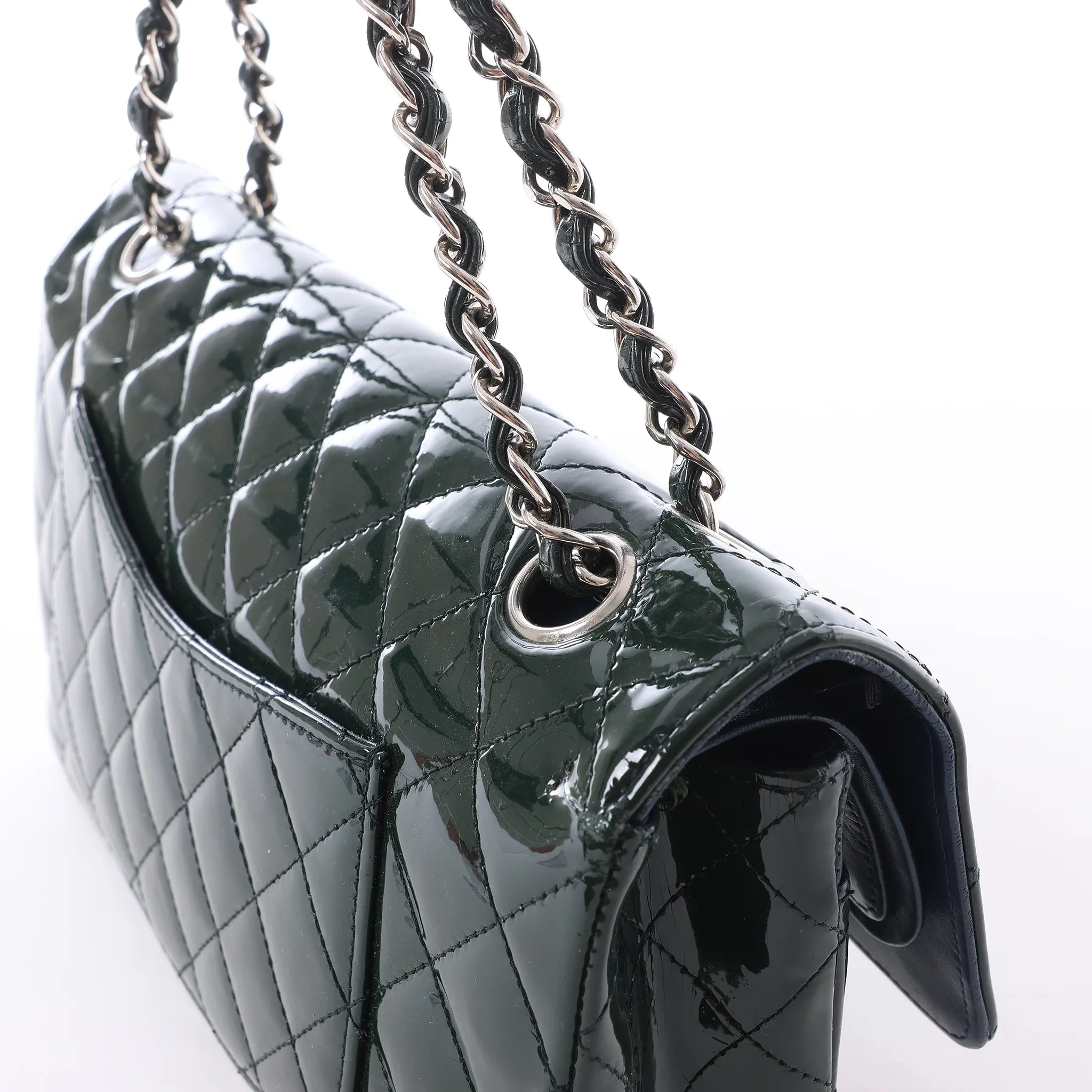 Chanel Classic Matelasse 25 Patent Leather Double Flap Double Chain Shoulder Bag in Green A01112