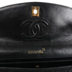Bolso de hombro Chanel Gabrielle Doo Vintage con cadena de becerro y detalles metálicos en azul, dorado y plateado 27113839