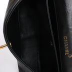 Bolso de hombro Chanel Gabrielle Doo Vintage con cadena de becerro y detalles metálicos en azul, dorado y plateado 27113839