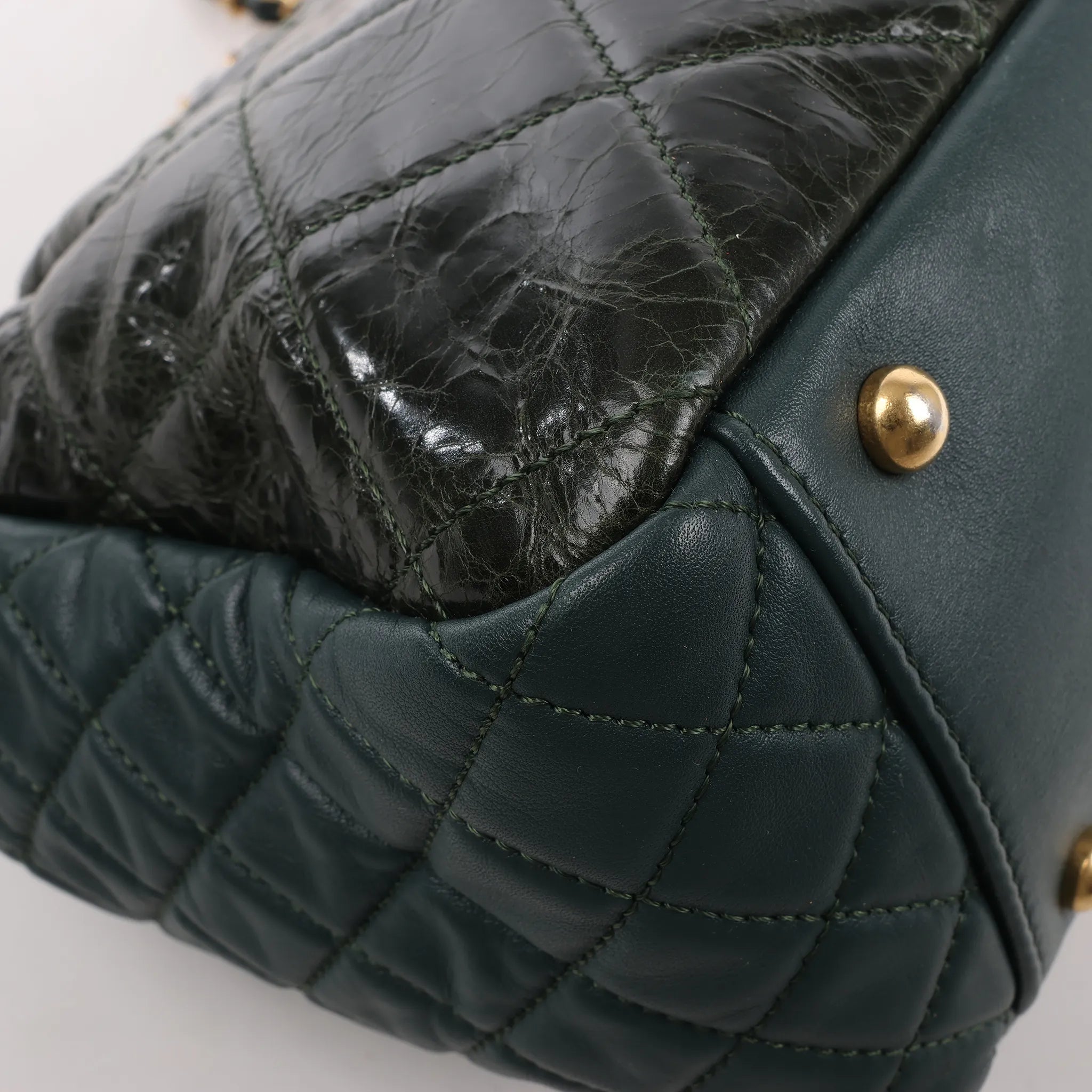 Chanel Reissue Accordion Quilted Leather Mix Shoulder Bag in Green