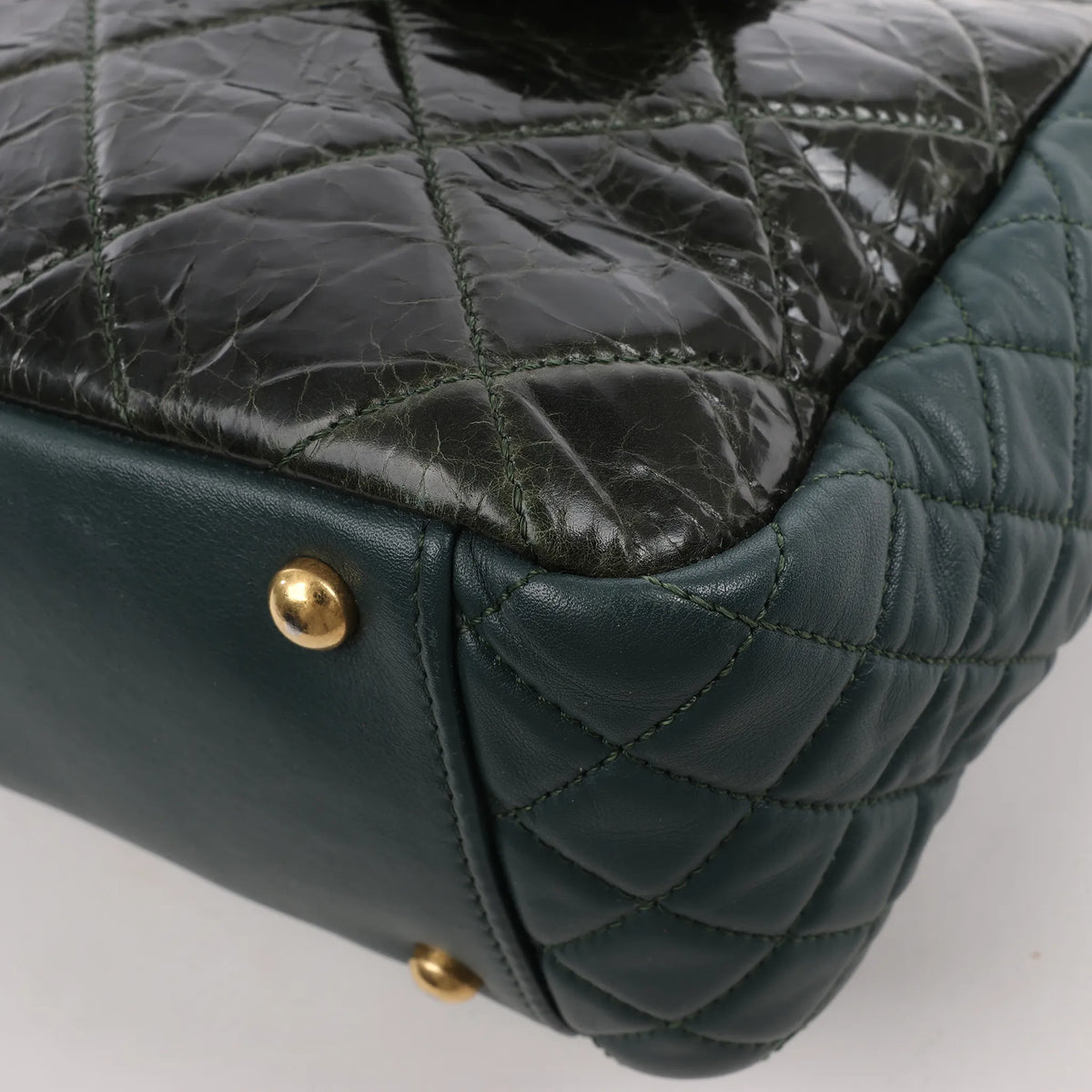 Chanel Reissue Accordion Quilted Leather Mix Shoulder Bag in Green