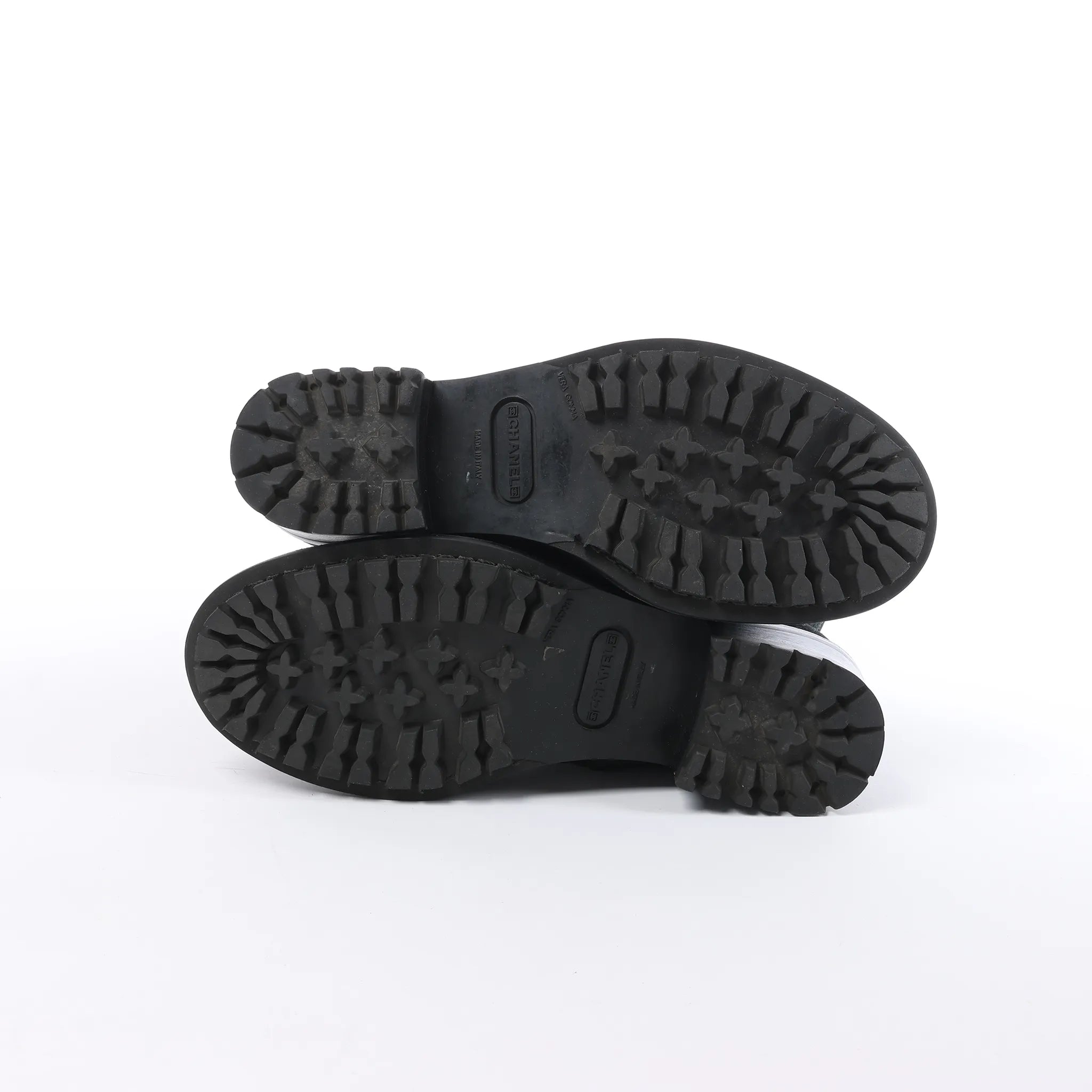 Chanel Sports Suede Leather Shearling Boots in Black G26245, Size 35.5 EU