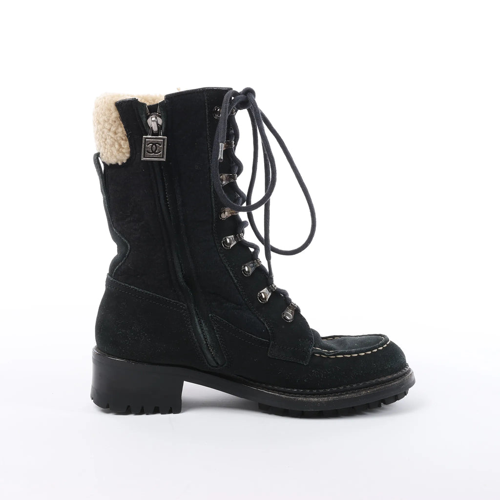 Chanel Sports Suede Leather Shearling Boots in Black G26245, Size 35.5 EU