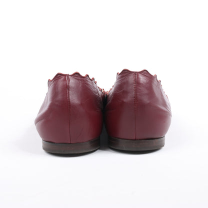 Chloe Leather Scalloped Ballet Flats in Burgundy, Size 38