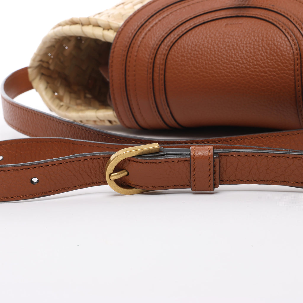 Chloe Marcie Small Raffia x Leather Crossbody Bag in Beige × Brown