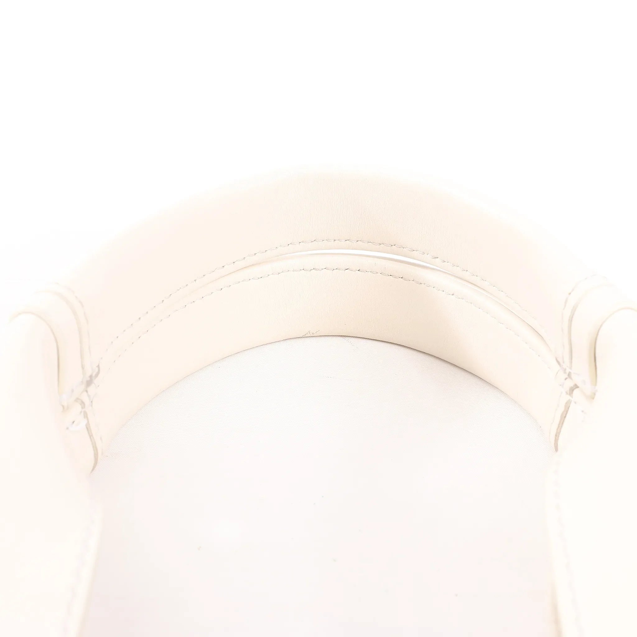 Chloé Woody Medium Leather Handbag in White