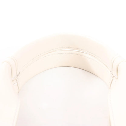 Chloé Woody Medium Leather Handbag in White