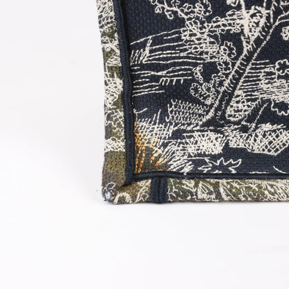 Christian Dior Toile Doo JUY Embroidery Book Large Canvas Tote Bag in Navy Blue