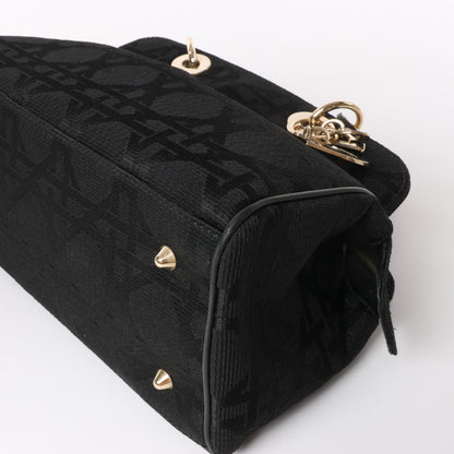 Christian Dior – Macros Cannage Coating Canvas-Handtasche in Schwarz