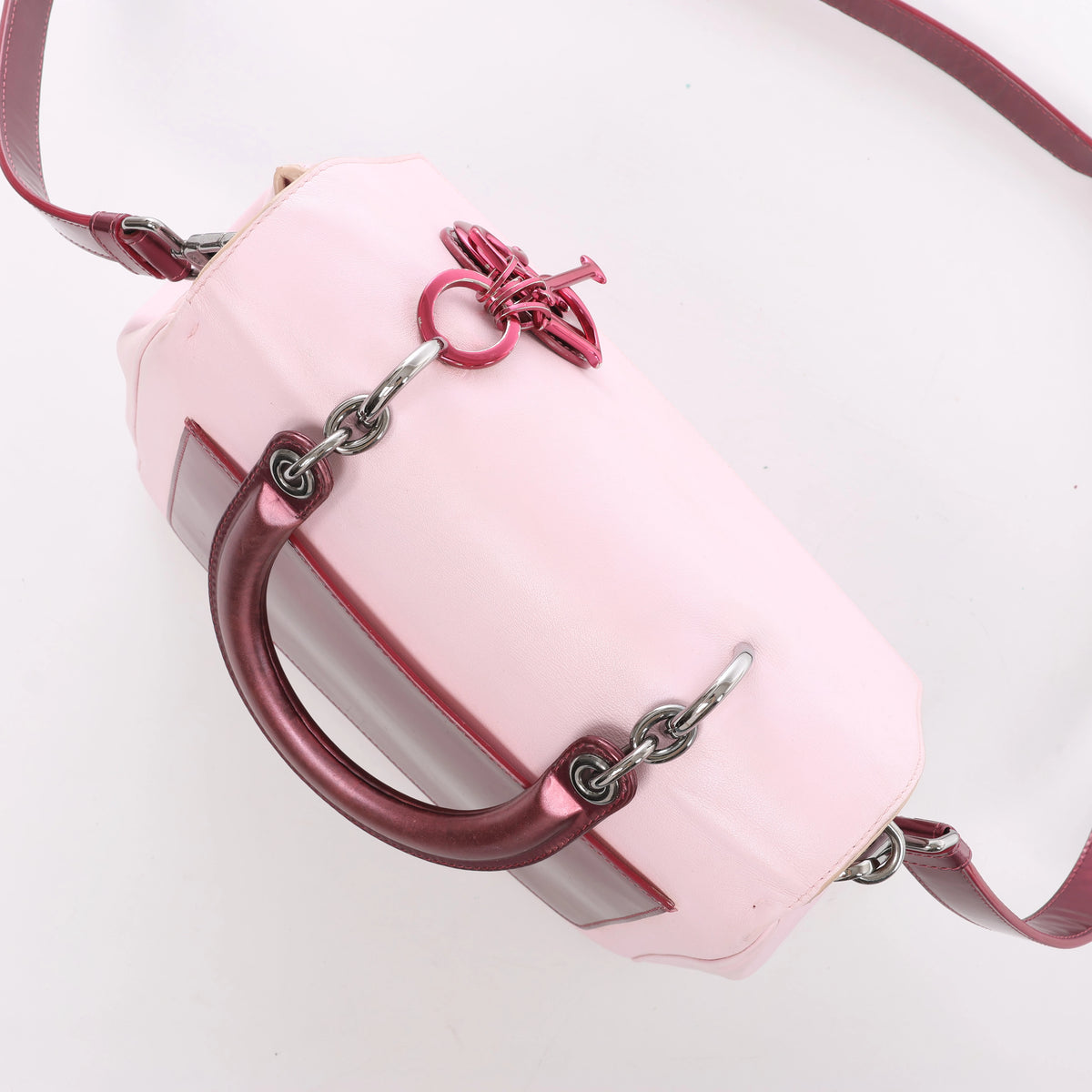 Bolso de mano mediano de dos vías de piel Cannage de Christian Dior en color camello