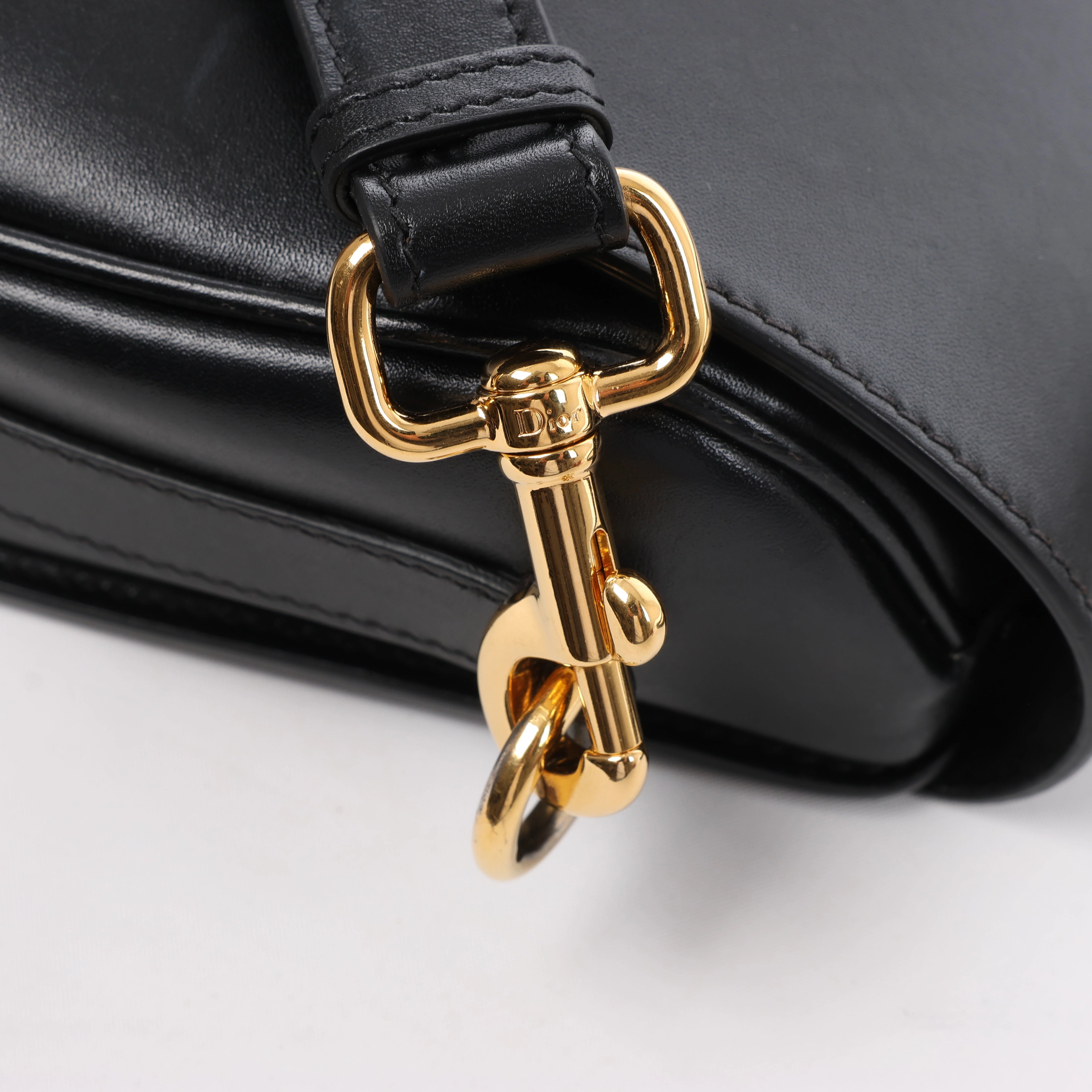 Bolso de hombro grande de lona Dior Book Tote en negro y blanco