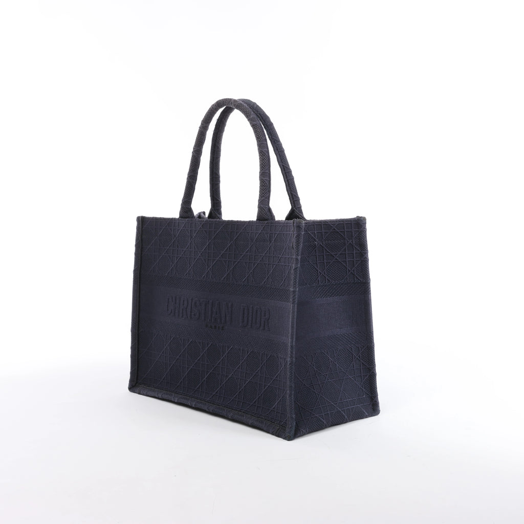 Bolso de hombro grande de lona Dior Book Tote en negro y blanco