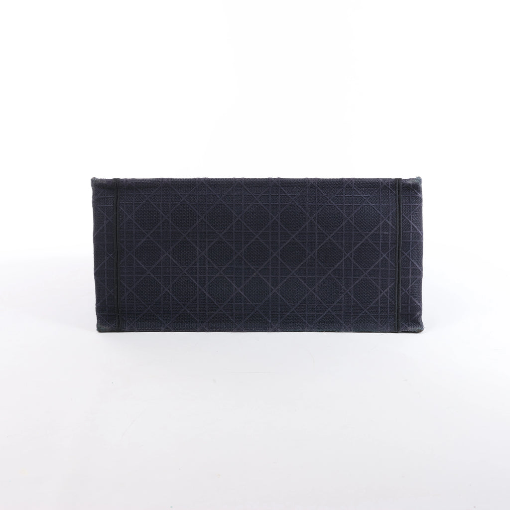 Bolso de hombro grande de lona Dior Book Tote en negro y blanco