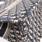 Bolso de hombro grande Dior Book Tote de lona oblicua en azul marino