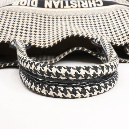 Dior Book Tote Large Canvas Shoulder Bag in Black x White