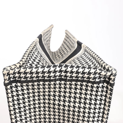 Dior Book Tote Large Canvas Shoulder Bag in Black x White