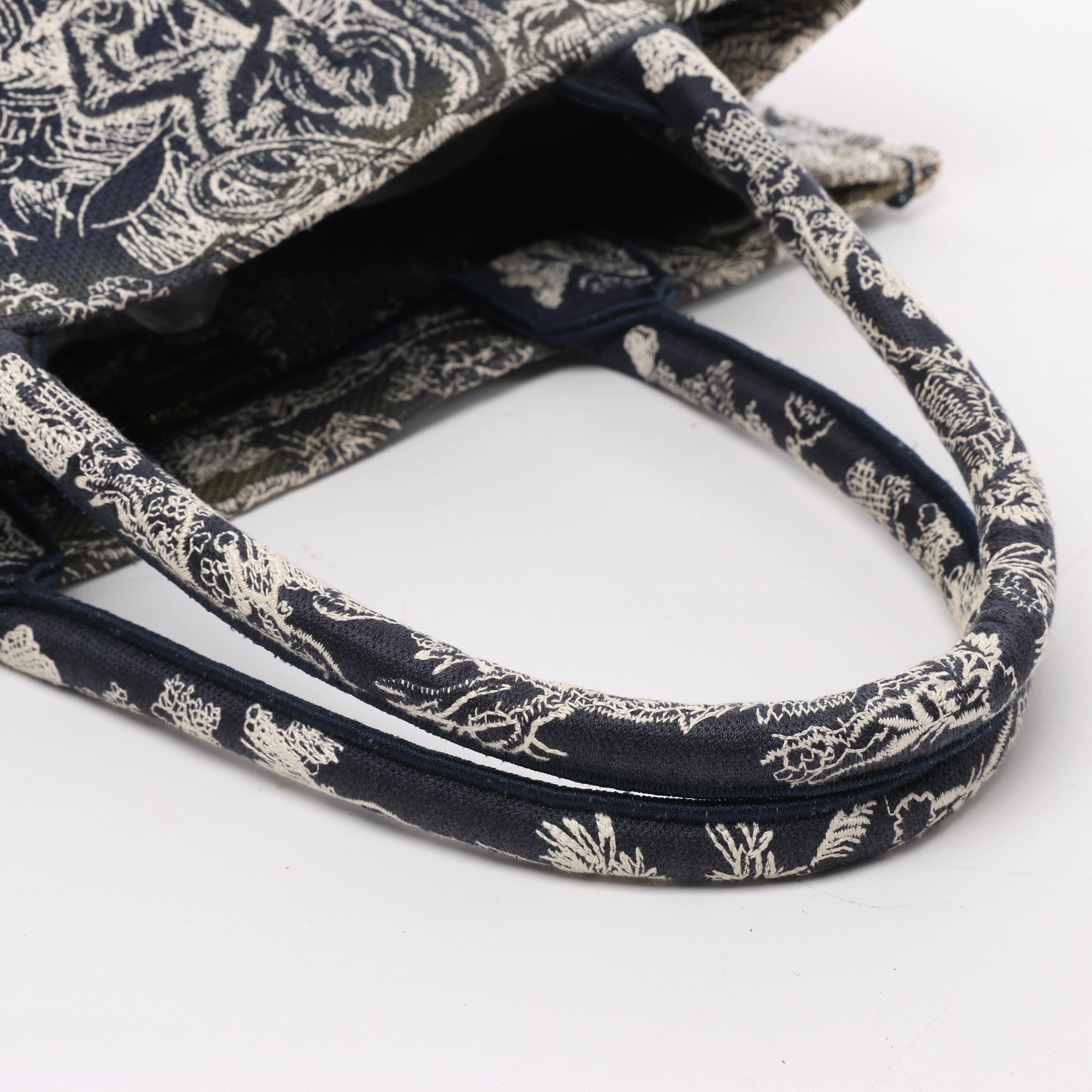Christian Dior Book Tote Medium Toile Doo JUY Embroidery Canvas Shoulder Bag Navy Blue