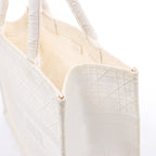 Bolso de hombro grande de lona Dior Book Tote en negro y blanco