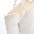 Bolso de hombro grande de lona Dior Book Tote en negro y blanco