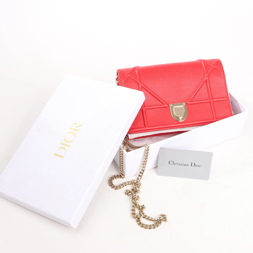 Dior Diorama Leather Chain Shoulder Bag in Red