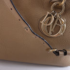 Bolso de mano mediano de dos vías de piel Cannage de Christian Dior en color camello