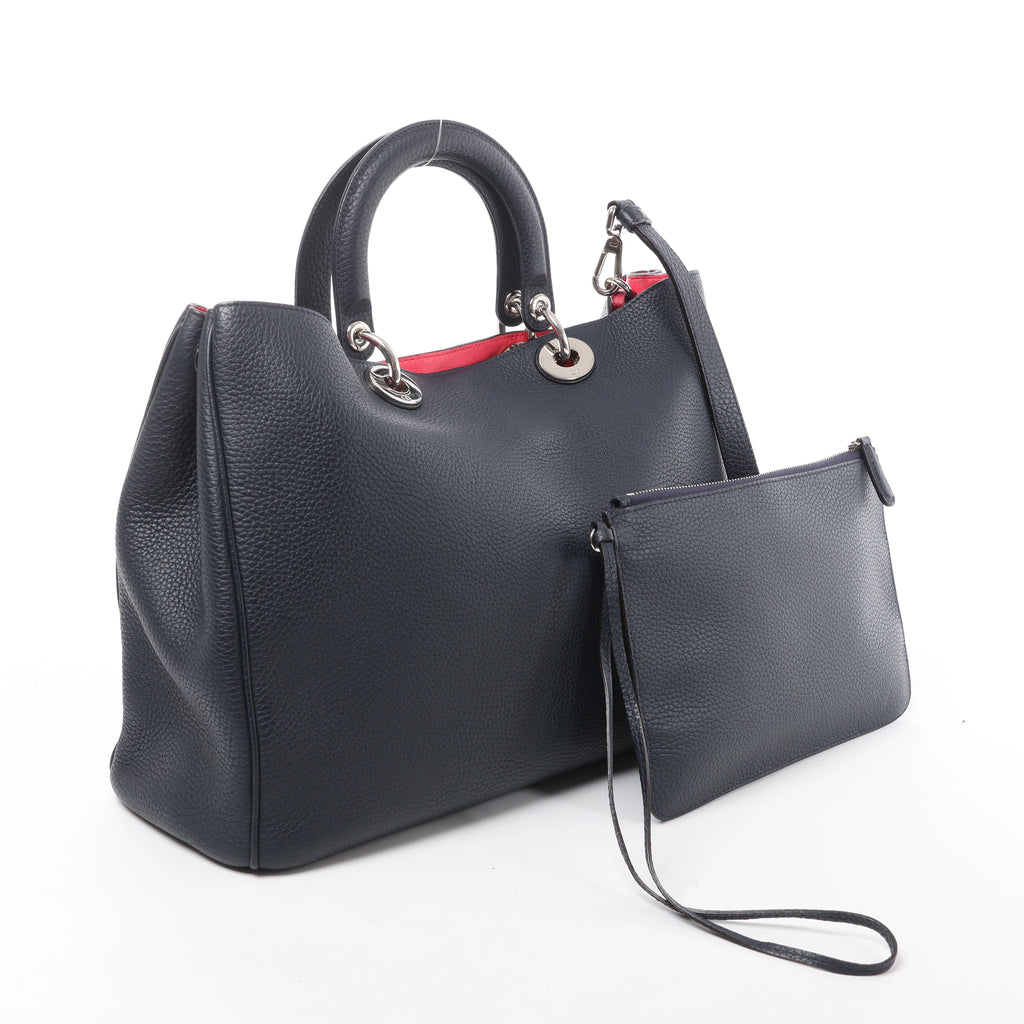 Bolso de mano mediano de dos vías de piel Cannage de Christian Dior en color camello