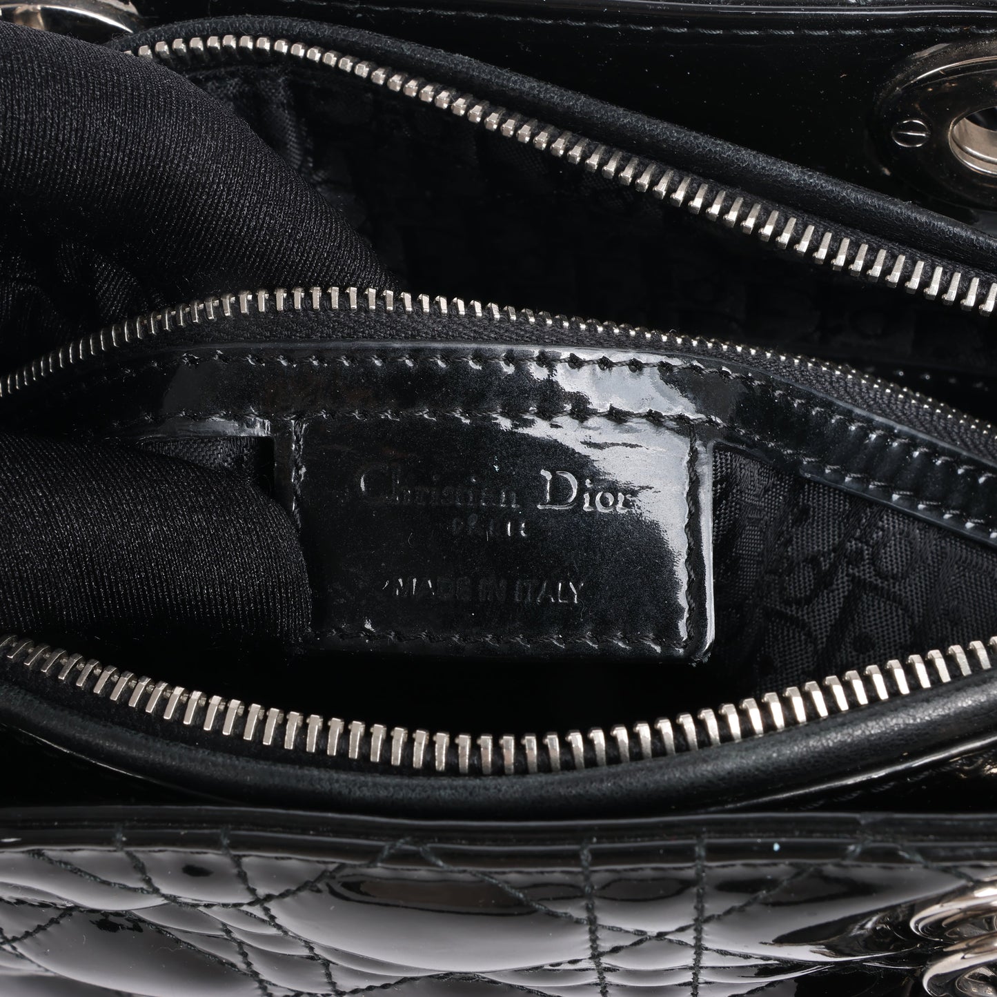 Grand sac à main Dior Lady Dior en cuir verni Cannage noir