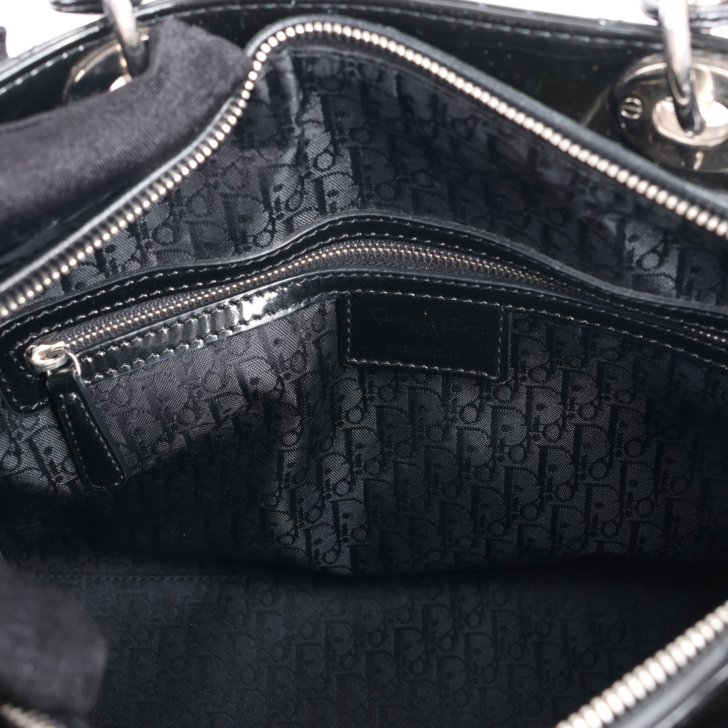 Grand sac à main Dior Lady Dior en cuir verni Cannage noir