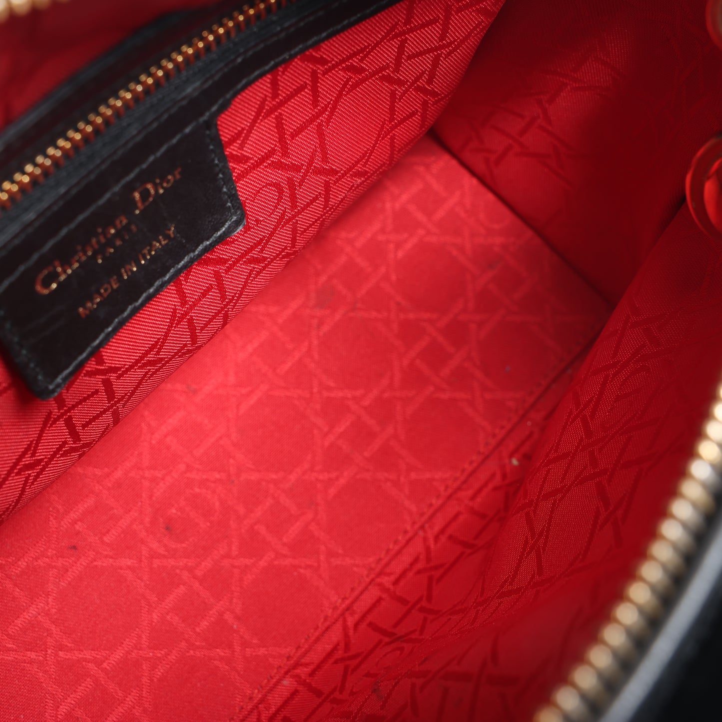 Sac à main Christian Dior Lady Dior Cannage en cuir noir, taille moyenne, 2 voies