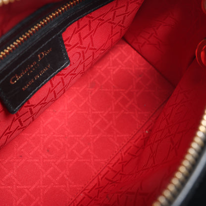 Sac à main Christian Dior Lady Dior Cannage en cuir noir, taille moyenne, 2 voies