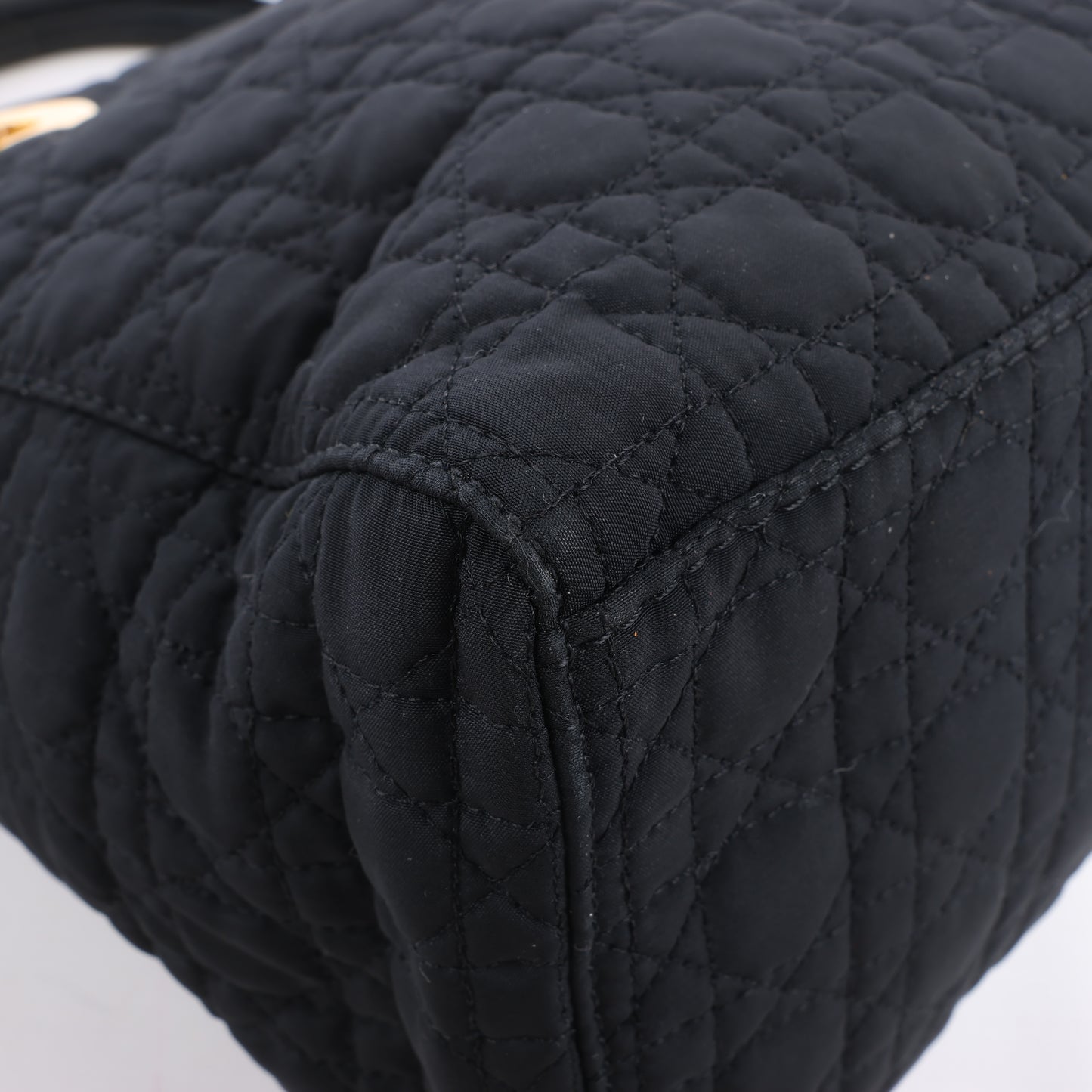 Sac à main en nylon noir Christian Dior Lady Dior Cannage