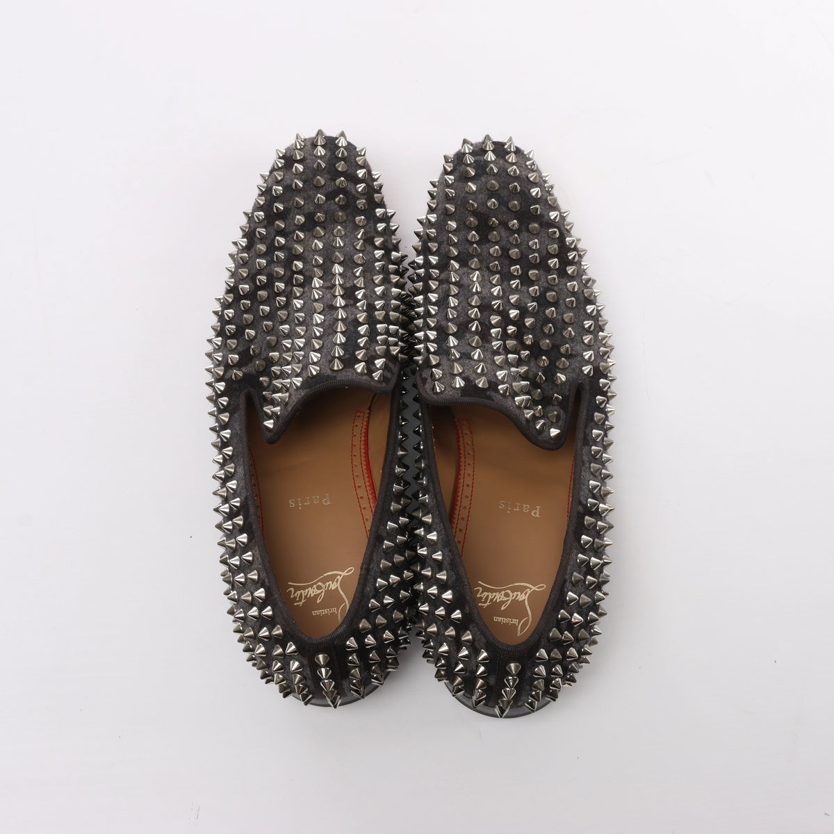 Christian Louboutin - Zapatos sin cordones de piel con tachuelas en negro, talla 42
