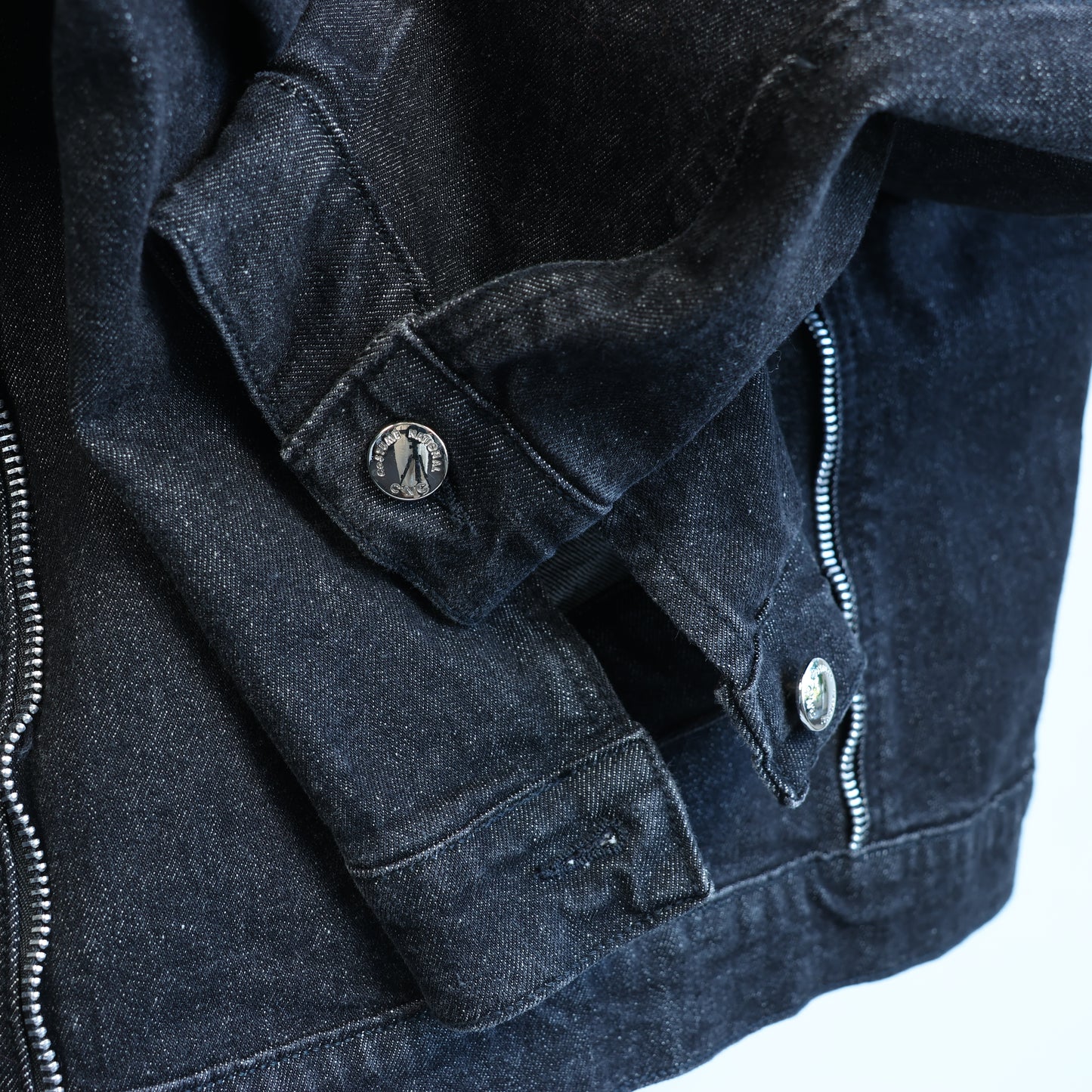Veste en jean foncé CoSTUME NATIONAL, taille 48 IT