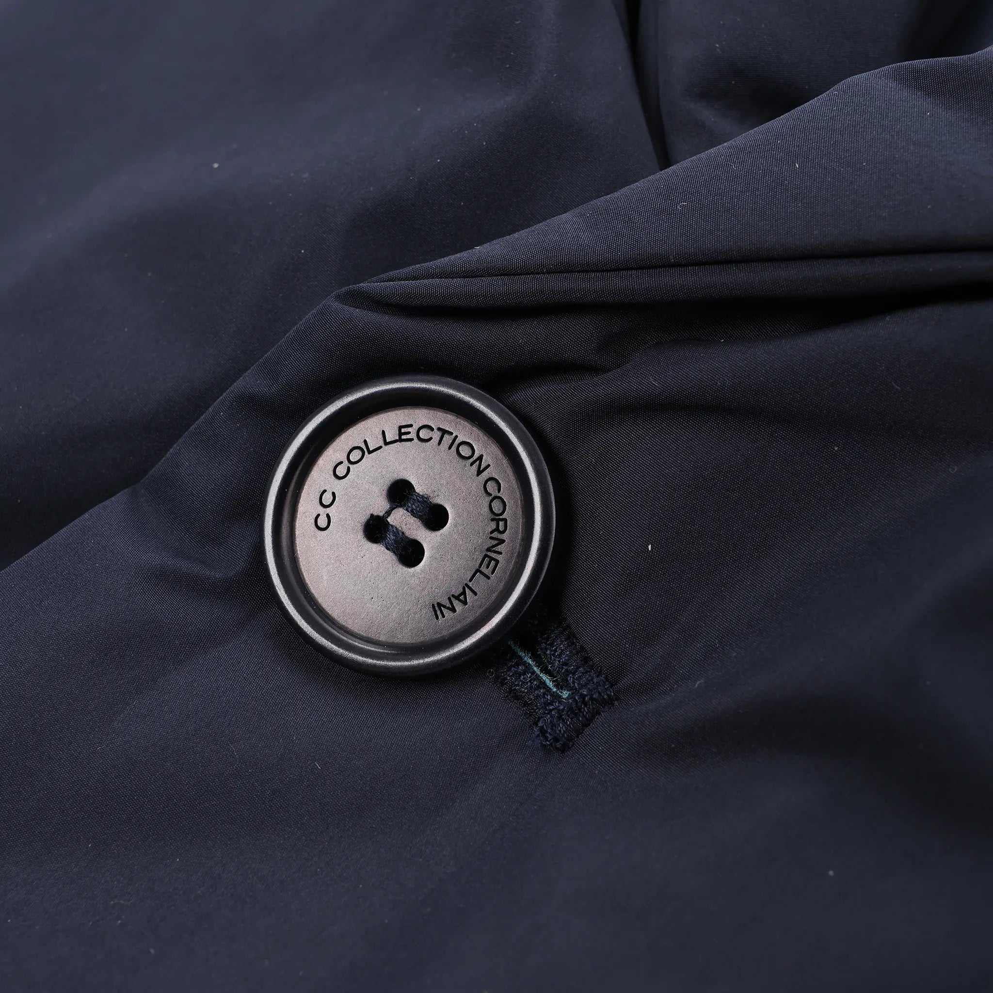 CC Collection Corneliani Puffer Jacket in Navy Blue, Size 50 IT