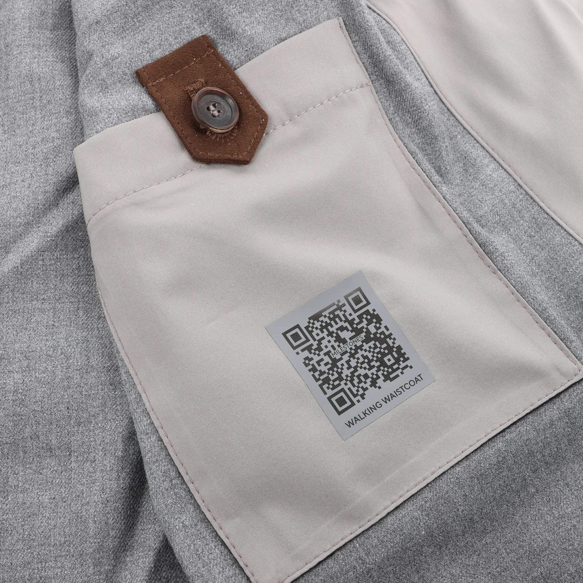 Corneliani Zip Gilet in Gray, Size 50 IT
