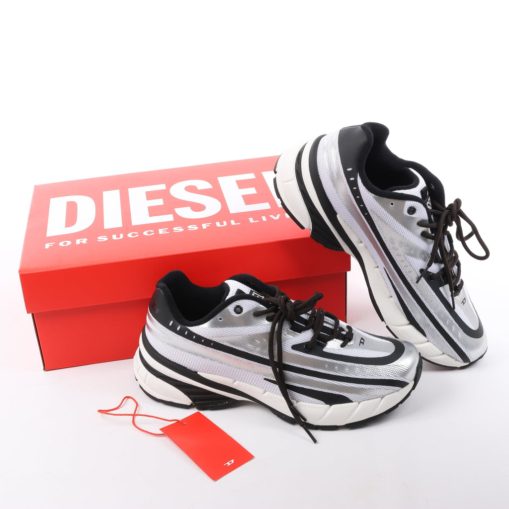 Diesel D-Airspeed Low-Striped Sneakers in Coated Ripstop in Silver, Size 43 EU