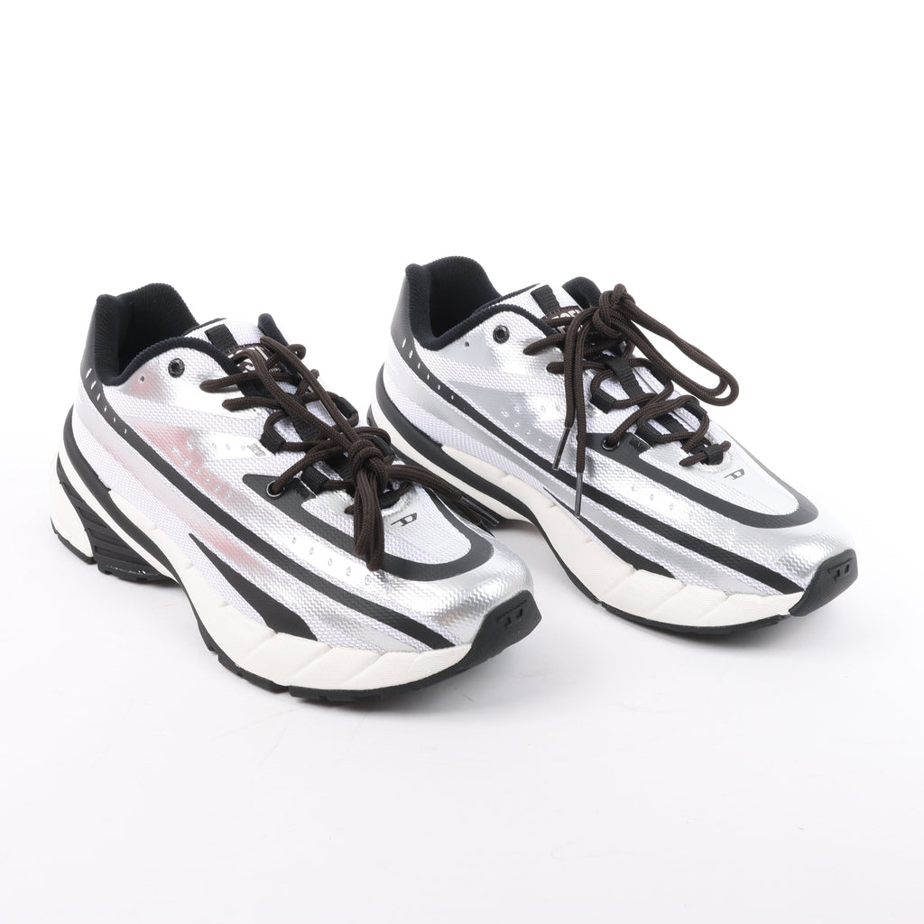 Diesel D-Airspeed Low-Striped Sneakers in Coated Ripstop in Silver, Size 43 EU