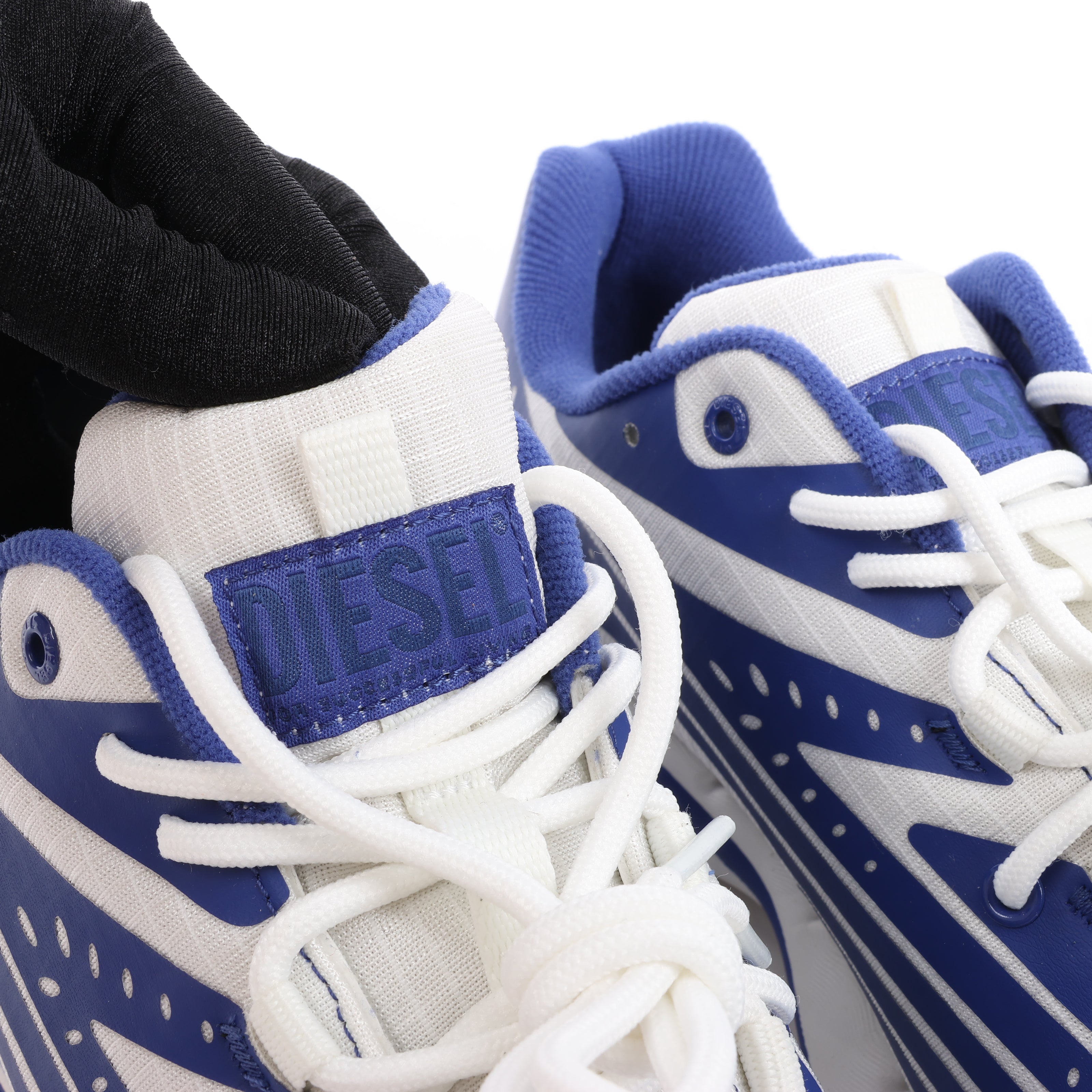 Diesel Multi D-Airspeed Low-Striped sneakers in coated ripstop, Size 42 EU