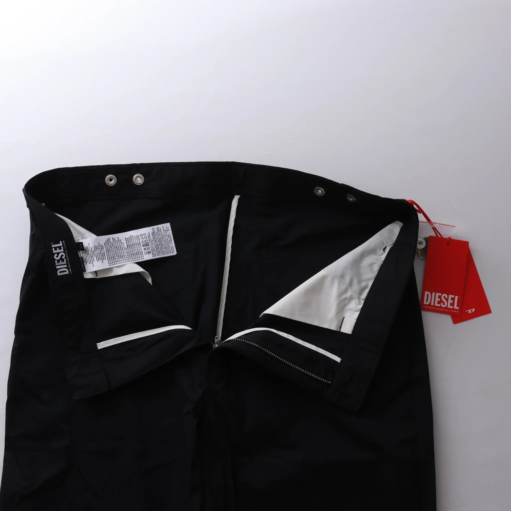 DIESEL P-JER PANTALONI Pants in Black, Size W33