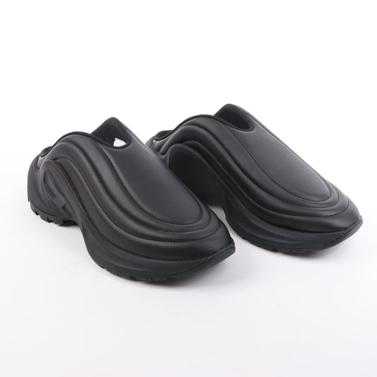 Diesels S-D Runner Mule X in Black, Size 42 EU