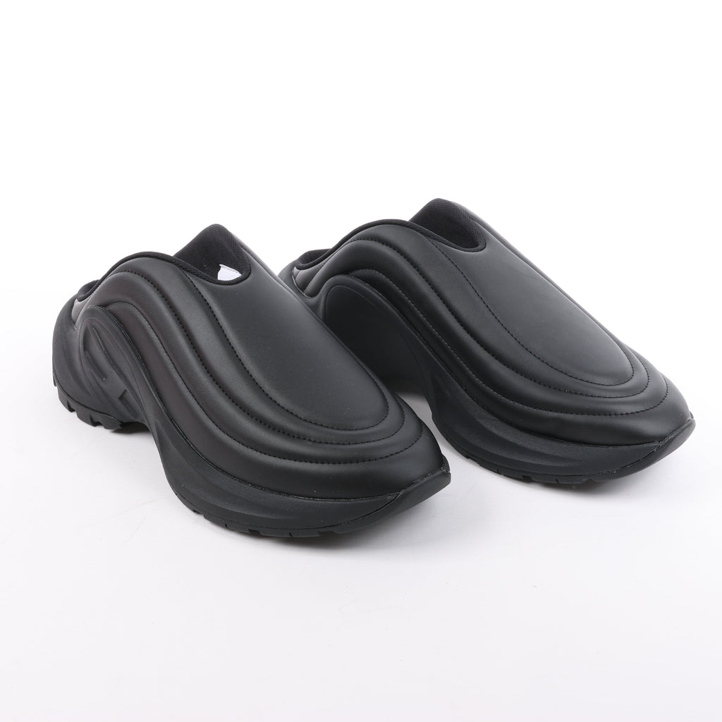 Diesels S-D Runner Mule X in Black, Size 42 EU