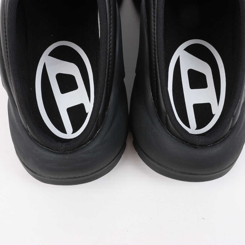Diesels S-D Runner Mule X in Black, Size 42 EU