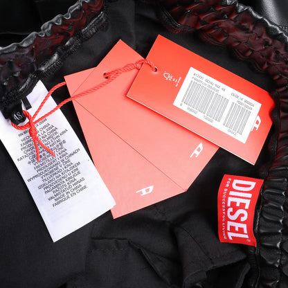 DIESEL Oversized Cargohose aus beschichtetem Stoff in Schwarz p-MARTY-LTH, Größe 48 IT