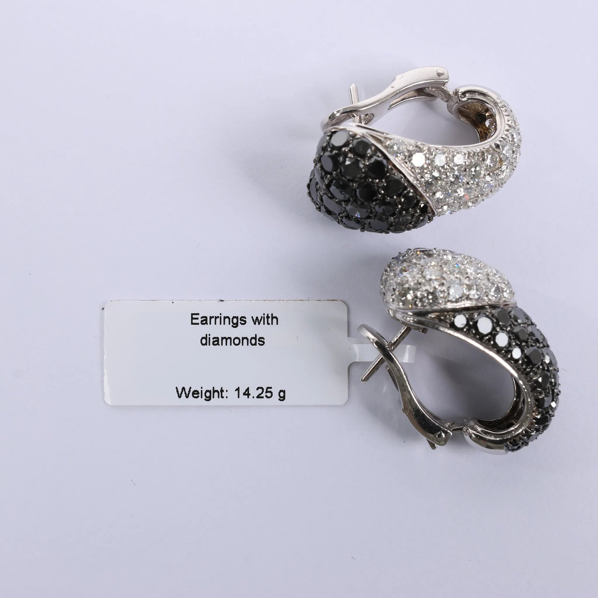 De Grisogono Heart White x Black Diamond WG Earrings