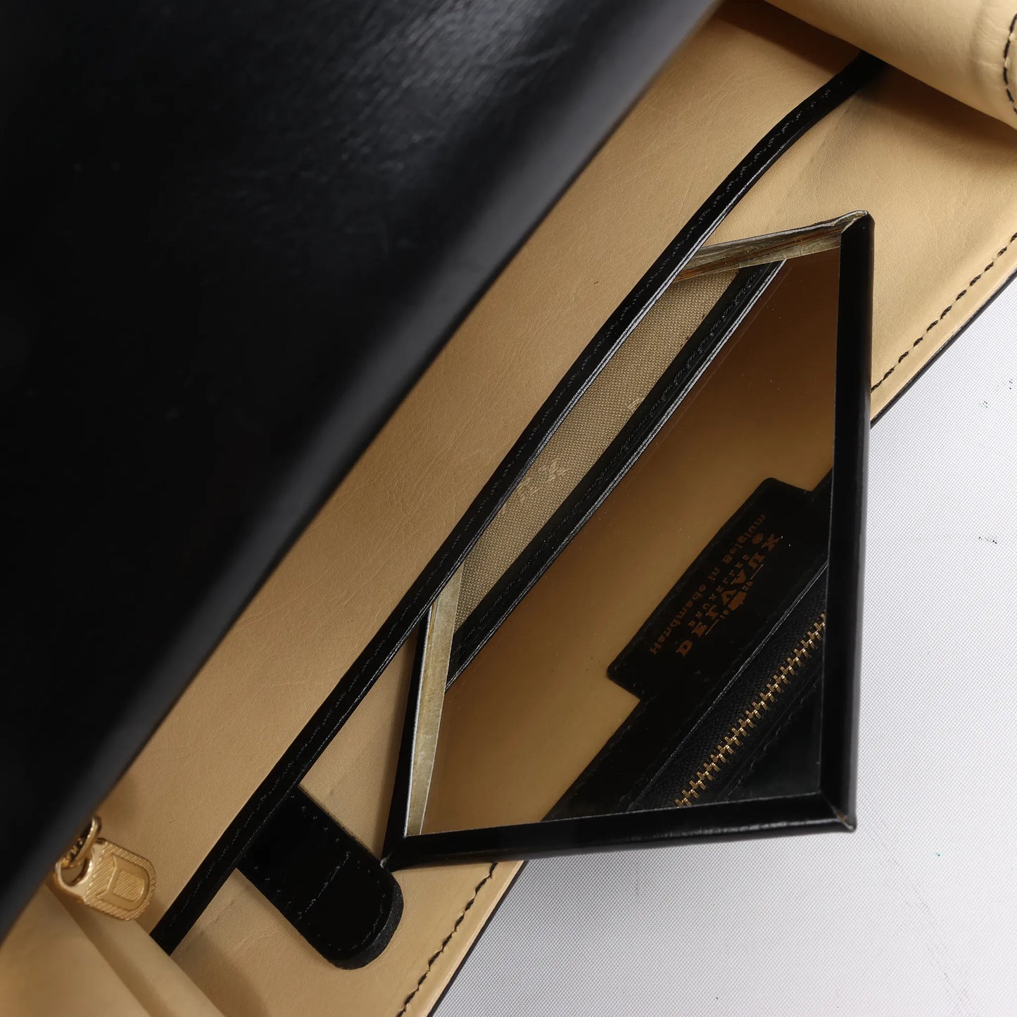 Delvaux Brillant PM Leather Handbag in Black