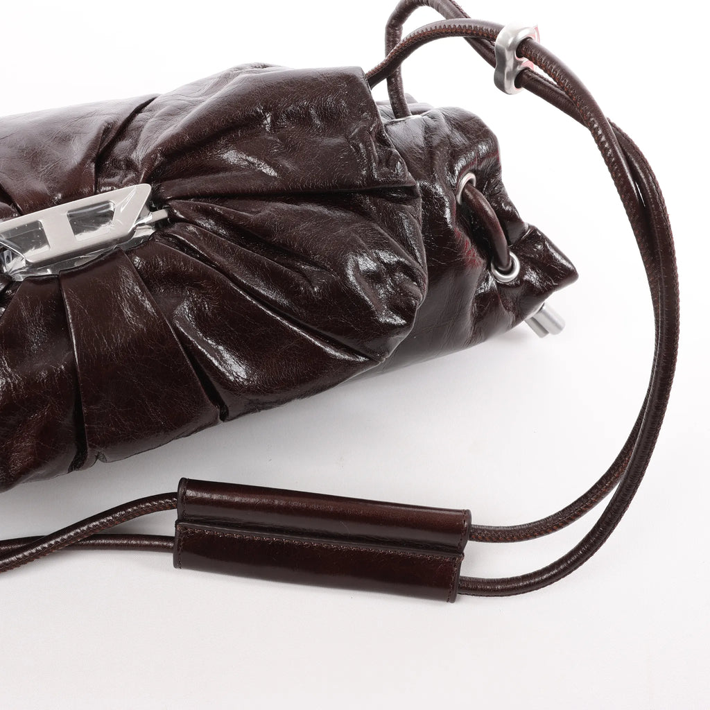 Diesel Scrunch-D Leather Shoulder Bag in Burgundy