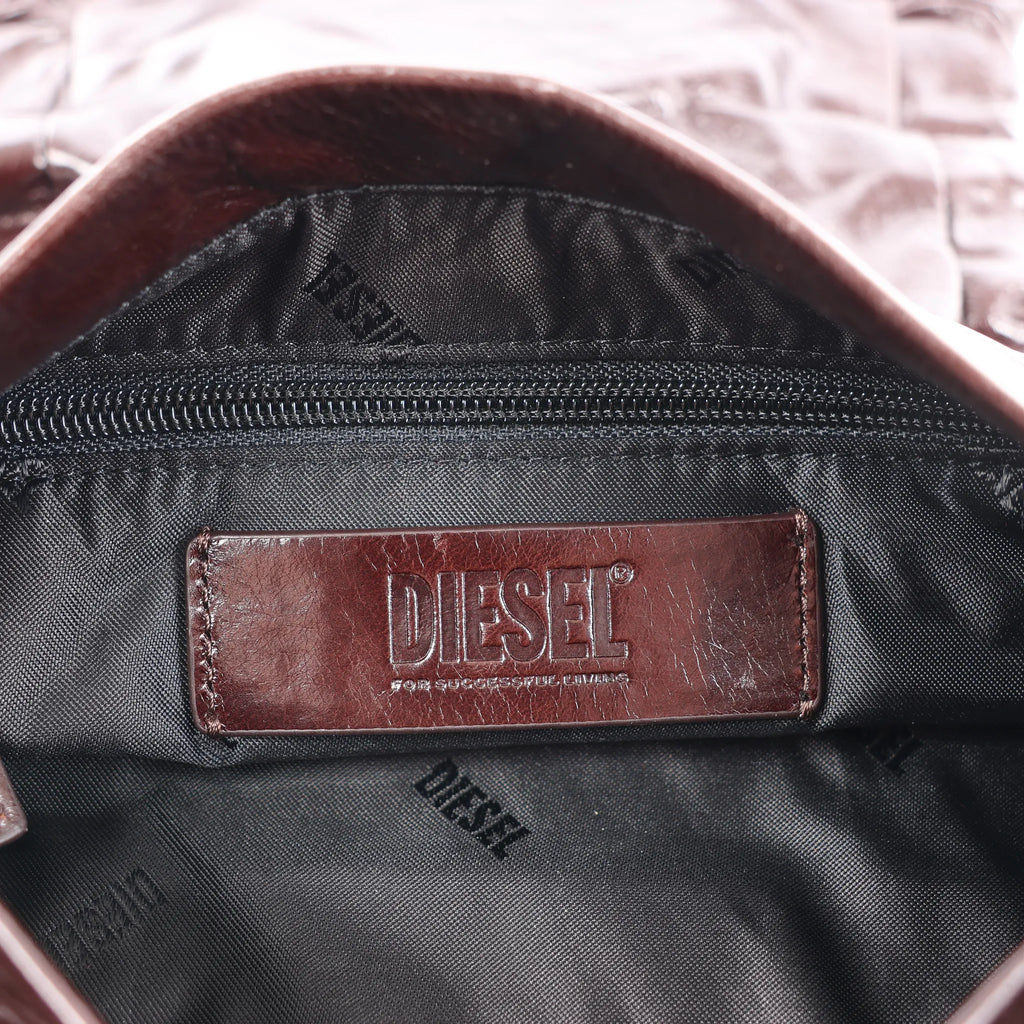 Diesel Scrunch-D Leather Shoulder Bag in Burgundy