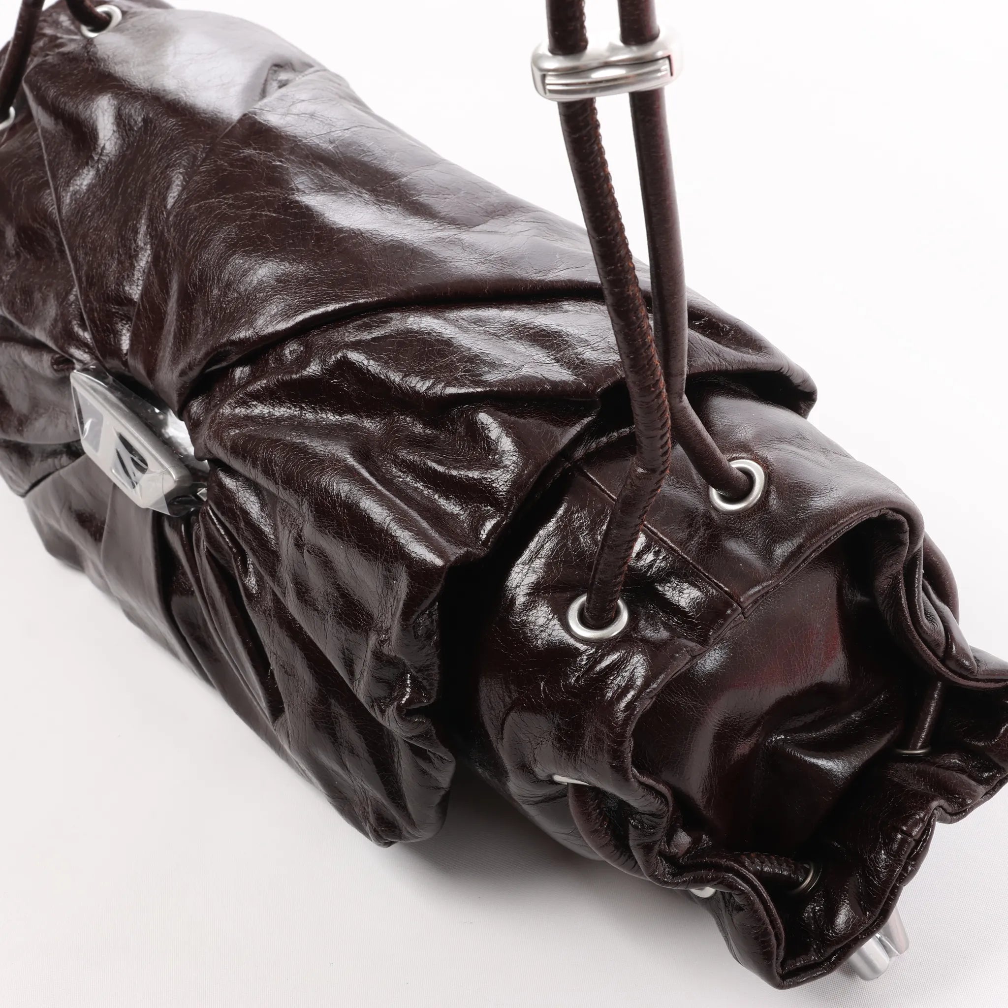 Diesel Scrunch-D Leather Shoulder Bag in Burgundy