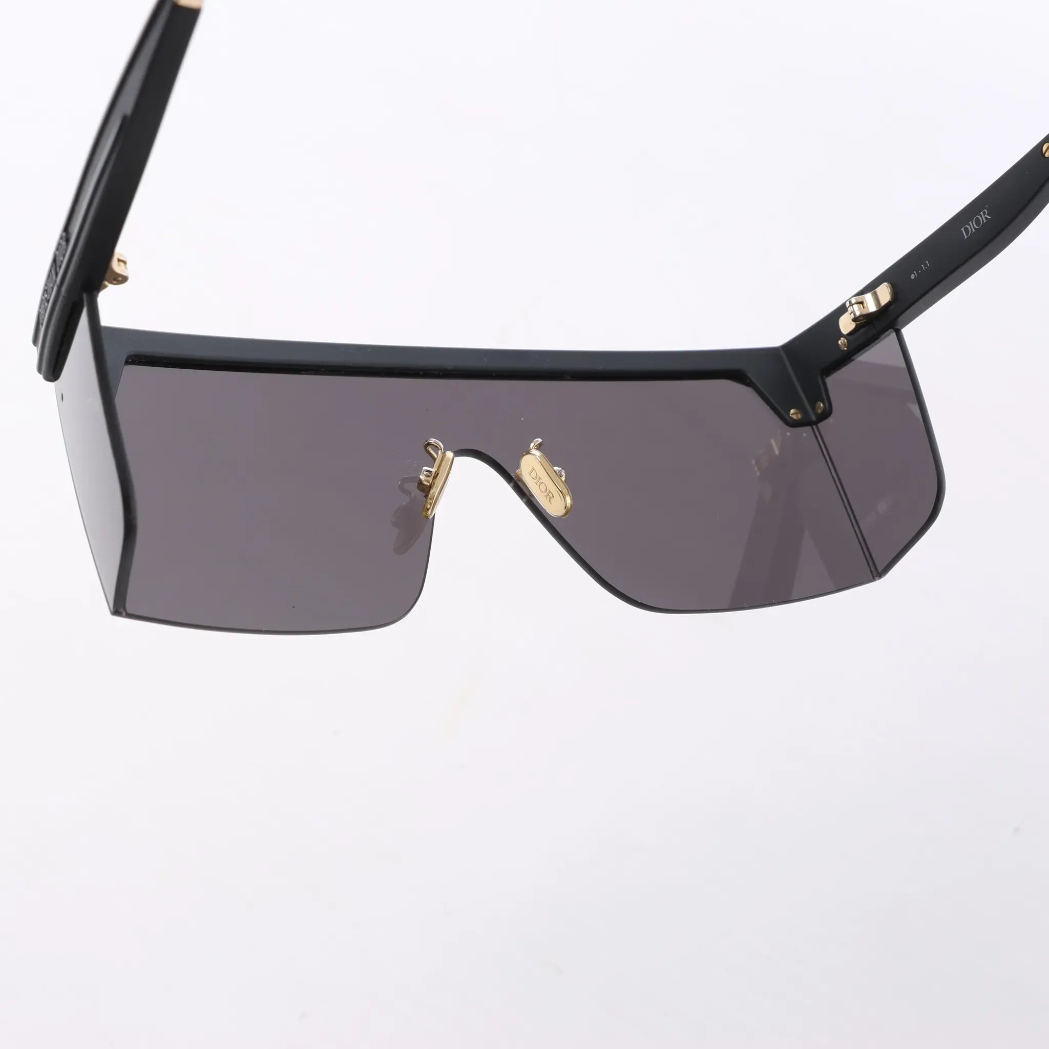 Dior DiorClub M1U Sunglasses in Black