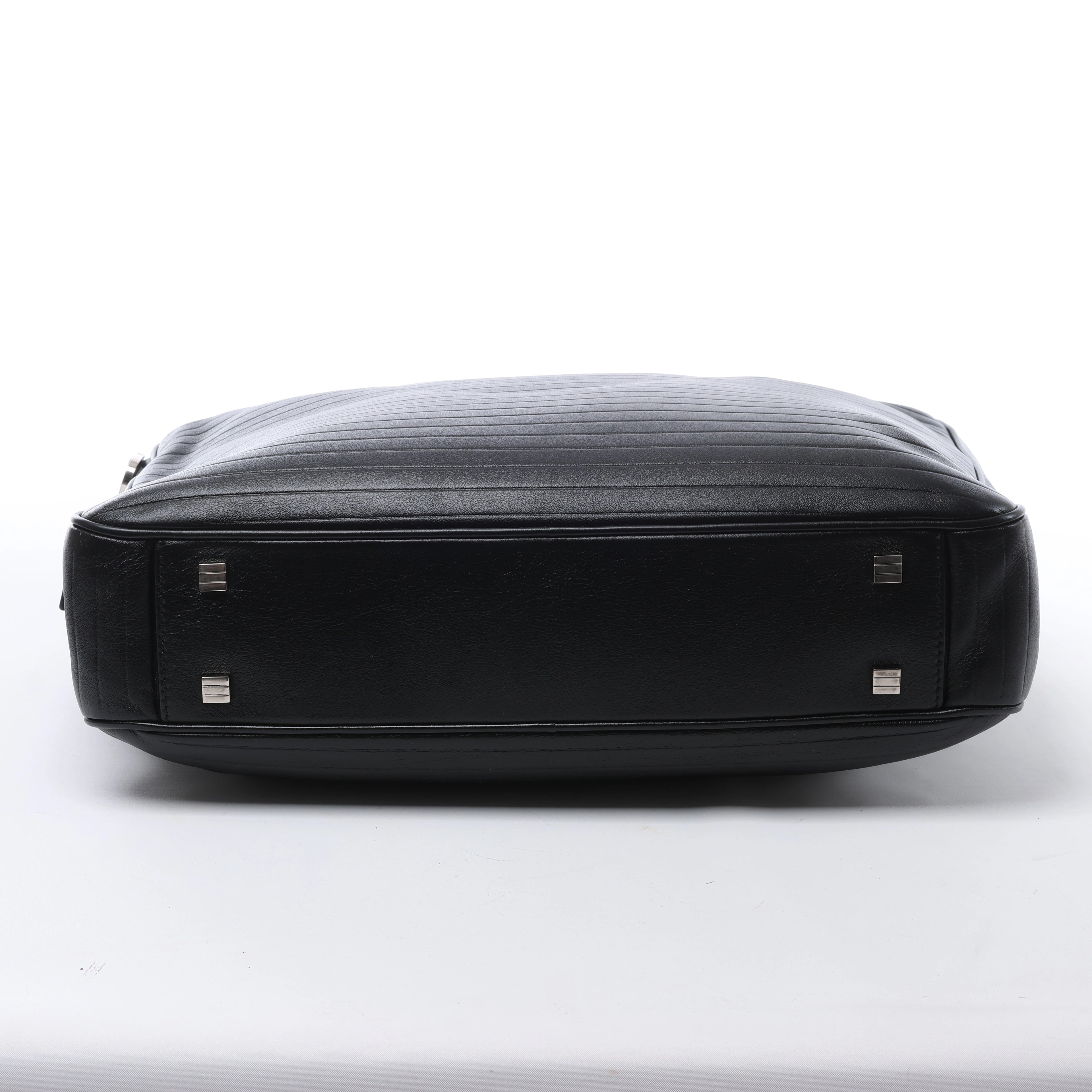 Bolso de mano grande de 2 vías Dior Diorissimo de cuero liso en negro x Rose Indien